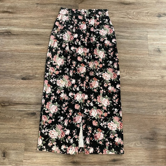 Vtg 90s Y2K Not Guilty Women’s 5/6 Black Floral Denim Maxi Skirt USA Whimsigoth - Picture 2 of 10